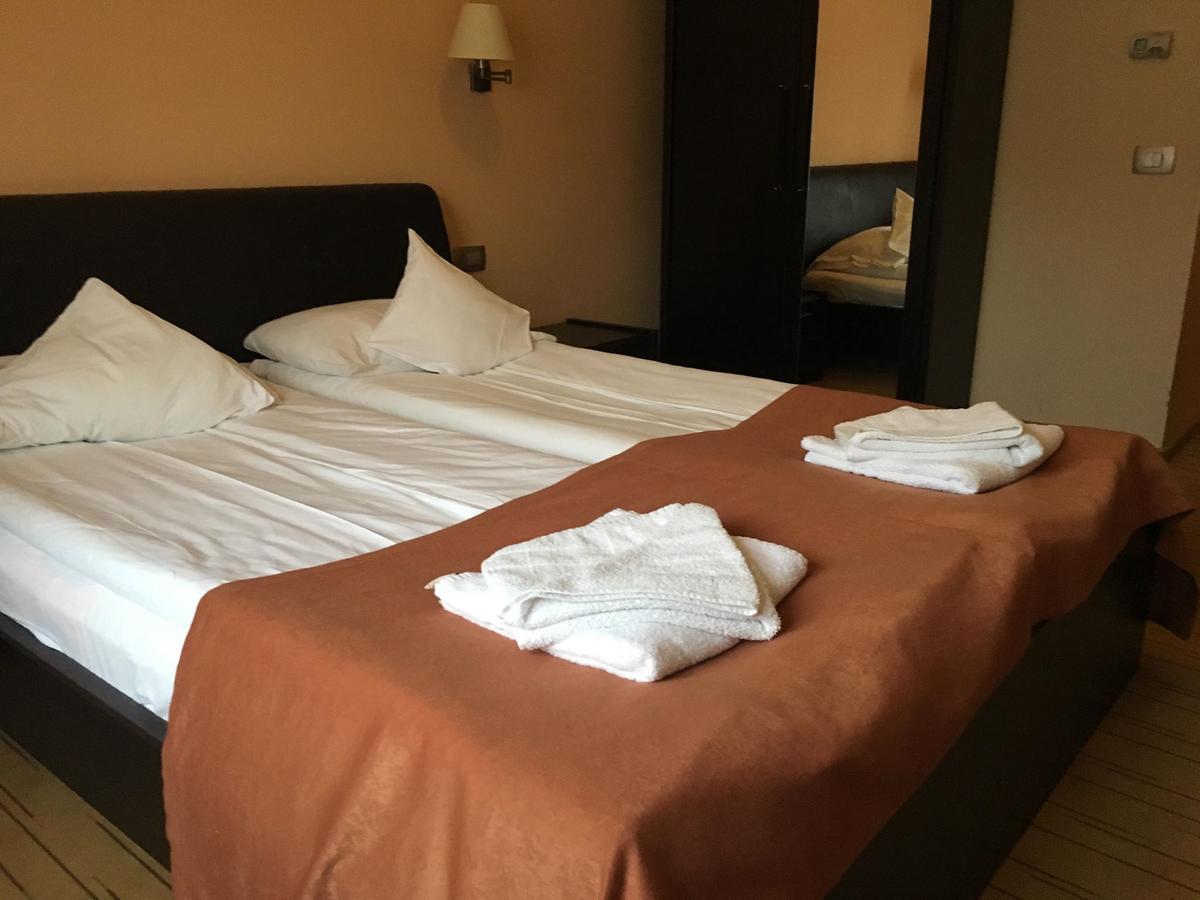 Hotel Transilvania Zalău מראה חיצוני תמונה